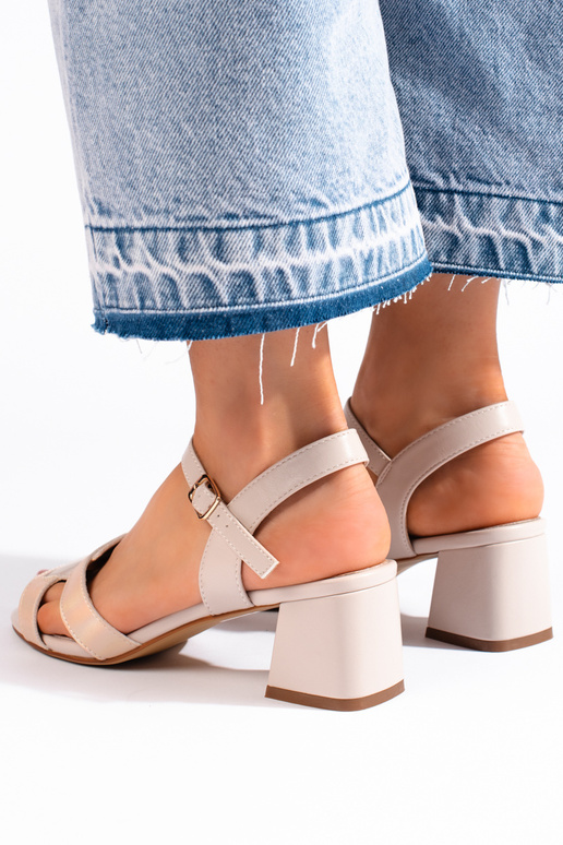 Beige glanzende sandalen van Sergio... Beige glanzende sandalen van Sergio...