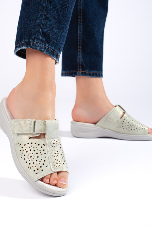 sandales avec éléments ajourés sandales avec éléments ajourés