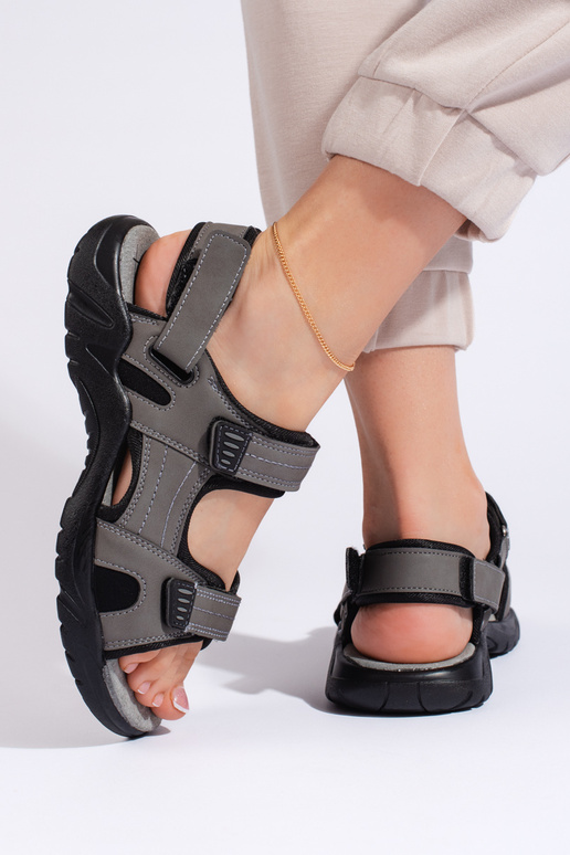 Sandales grises style sportif Sandales grises style sportif