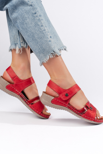 rode sandalen 2