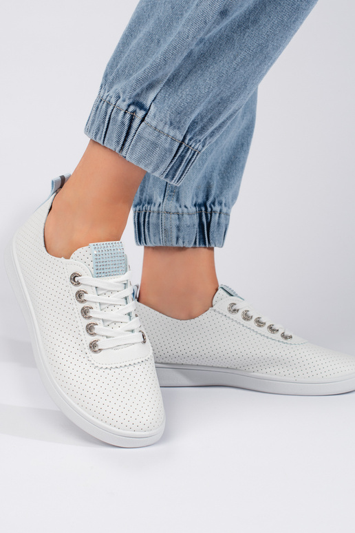 met opengewerkte elementen, witte...