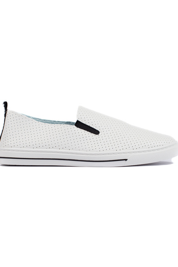 avec éléments ajourés,...