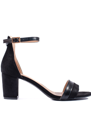 Elegante zwarte sandalen...