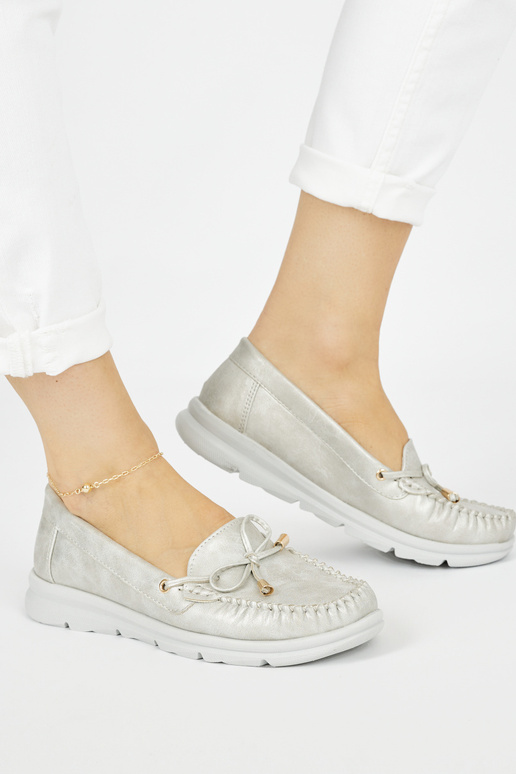 zilverkleurige comfortabele mocassins...