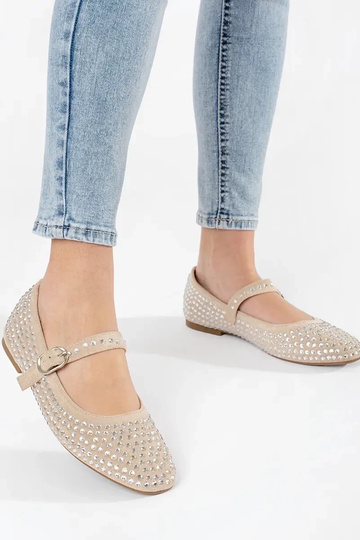 Keine Ballerinas für Damen... 2