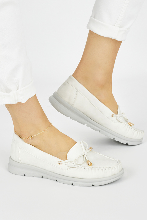 witte comfortabele mocassins van...