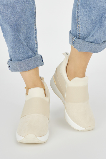 ivoorkleurige Sneakers... 2