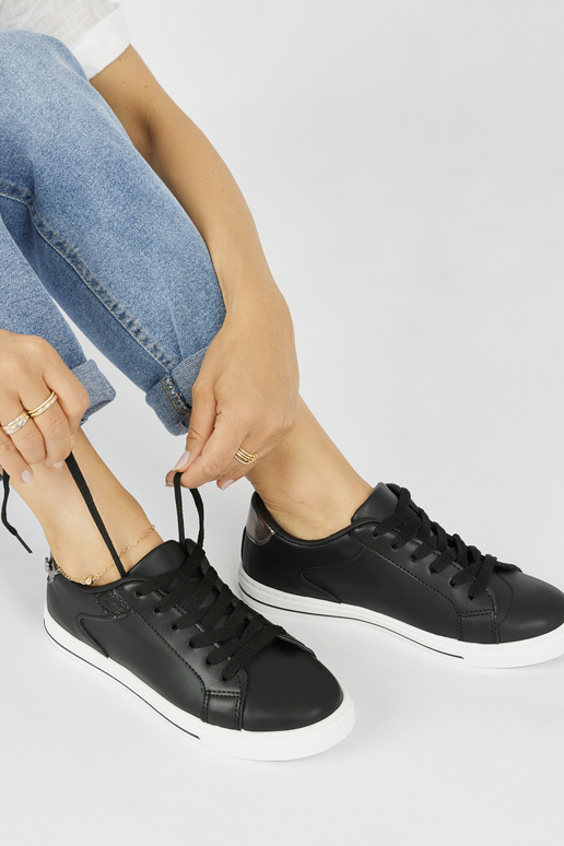 Chaussures de sport pour femmes... Chaussures de sport pour femmes...