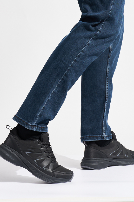 schwarze Herren-Sportschuhe