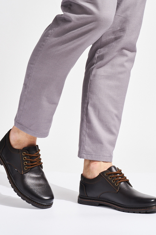 braune Schnürschuhe für Herren