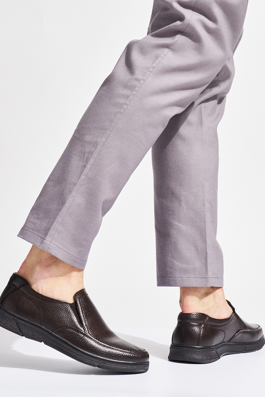 bruine mocassins voor heren gemaakt...