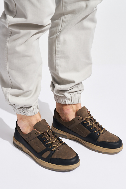 Schwarze und braune Herren-Sportschuhe