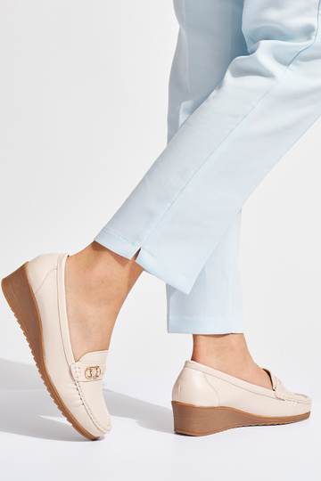 Beige Damenmokassins mit... 2