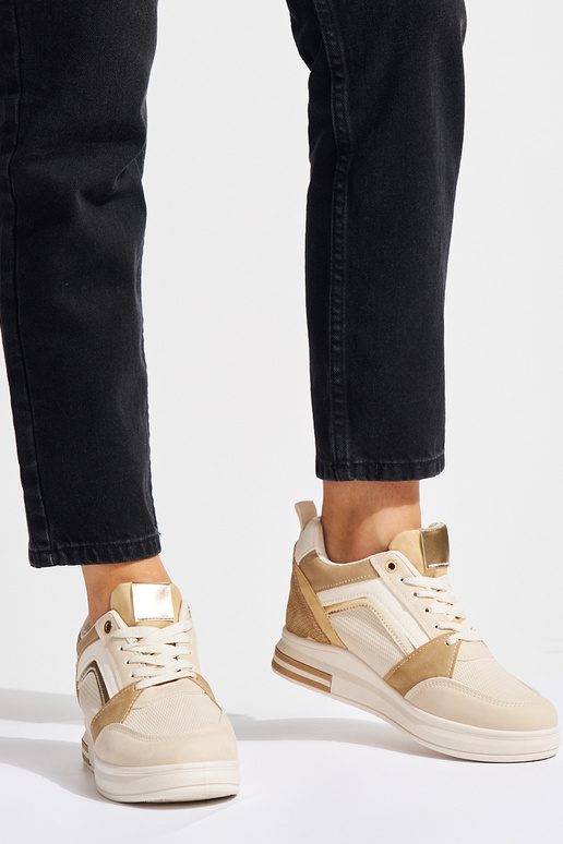 Chaussures femme modèle Sneakers...