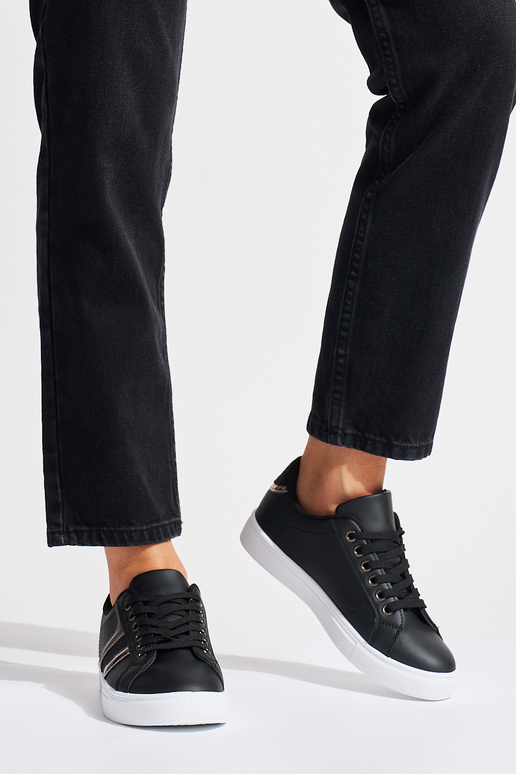 schwarze bequeme Sportschuhe