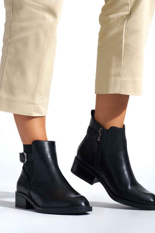 chaussures plates classiques noires...