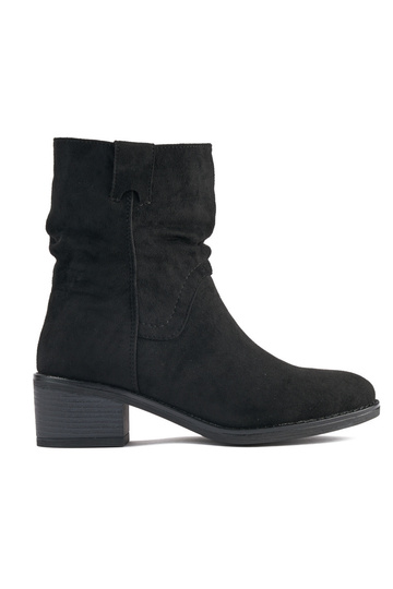 Schwarze Stiefel im...