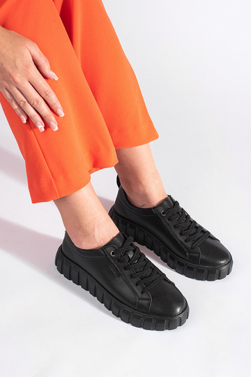 bottines en cuir noir à... 2