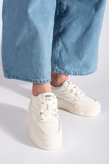 Baskets femme modèle... 2