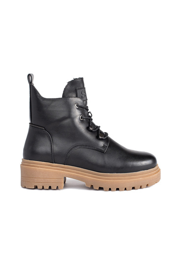 schwarze Schnürschuhe mit...