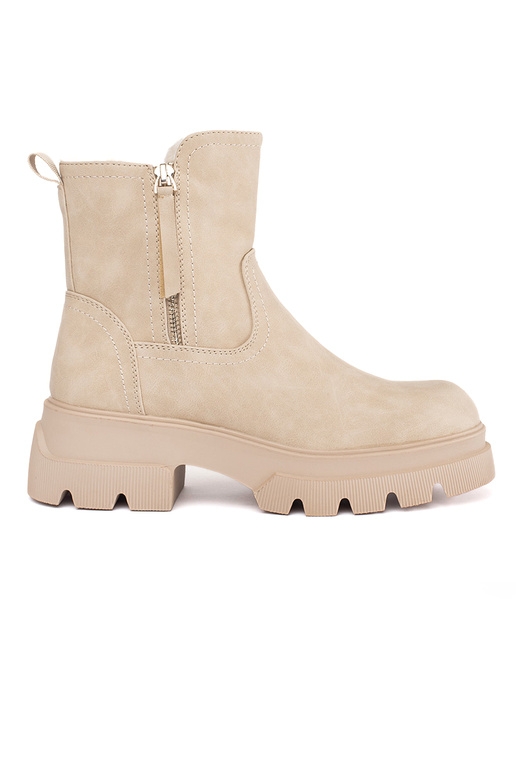 Beige Damenschuhe isoliert von Sergio...