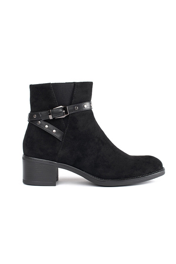 Chaussures à talons bas en...