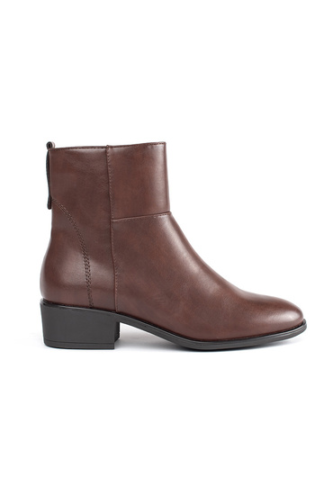 Bottines en cuir marron...