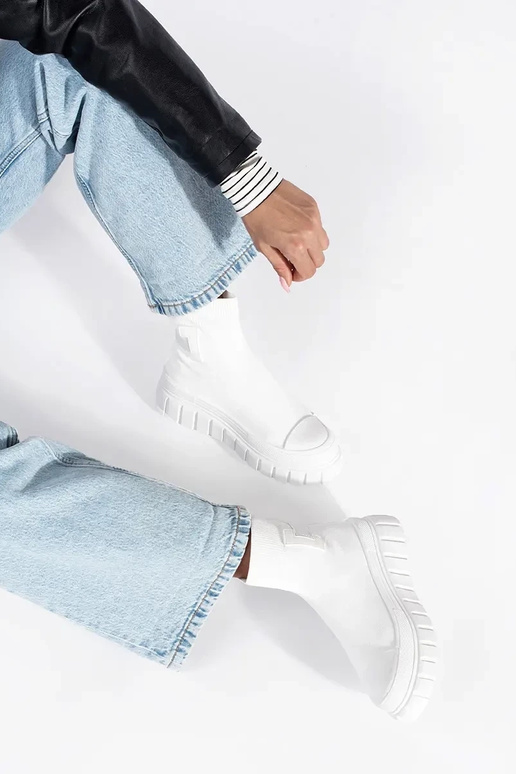 Initte kleur hoog schoenen met platform