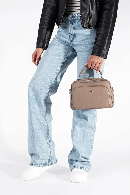 couleur blanche grand chaussures avec...