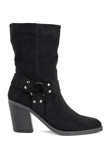 en daim sombrebeige bottes