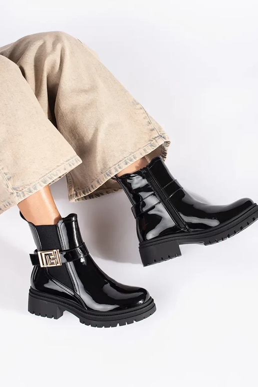 avec effet vernis couleur noire... avec effet vernis couleur noire...