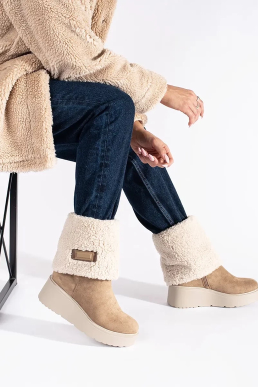 Beige isolieren Frauen Schuhe auf...