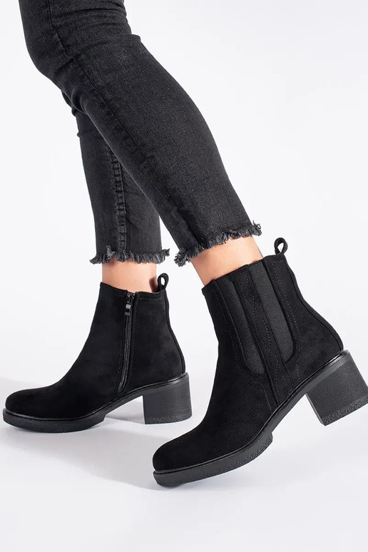 couleur noire en daim chaussures... couleur noire en daim chaussures...