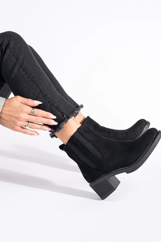 couleur noire en daim chaussures... couleur noire en daim chaussures...