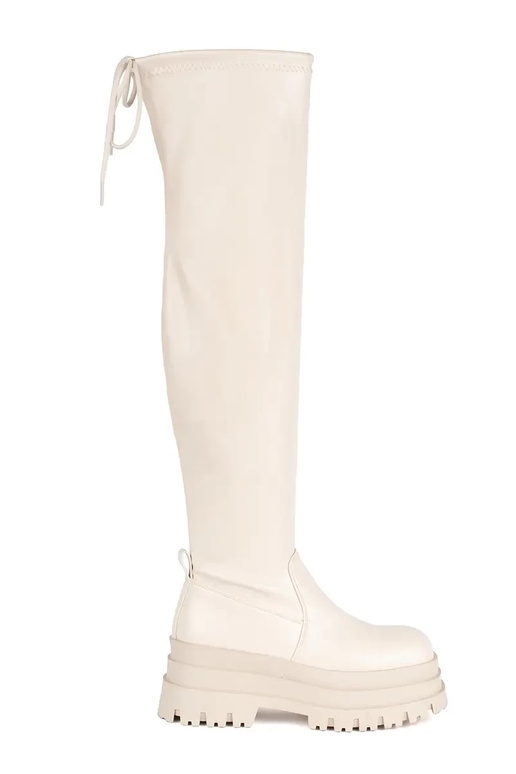 crème kleuren musketiers met platform