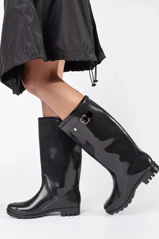 Bottes en caoutchouc verni noir