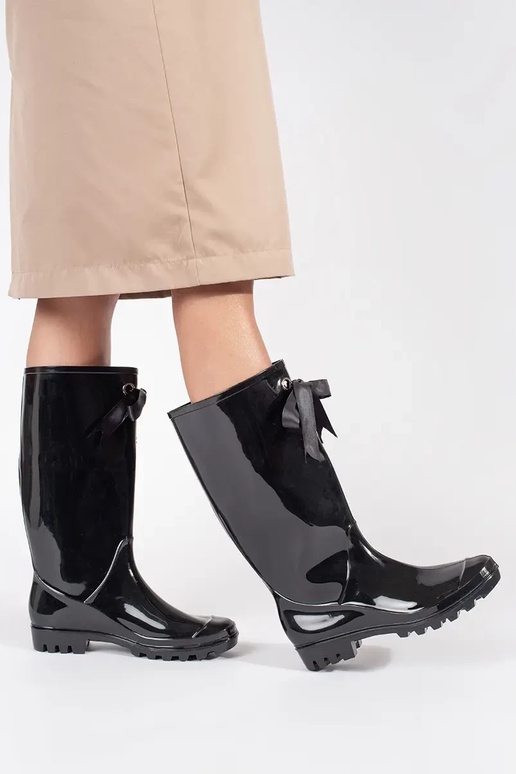Bottes en caoutchouc verni noir Bottes en caoutchouc verni noir