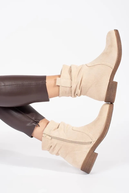 Beige cowboylaarzen Beige cowboylaarzen