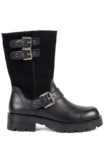 Chaussures pour femmes en...