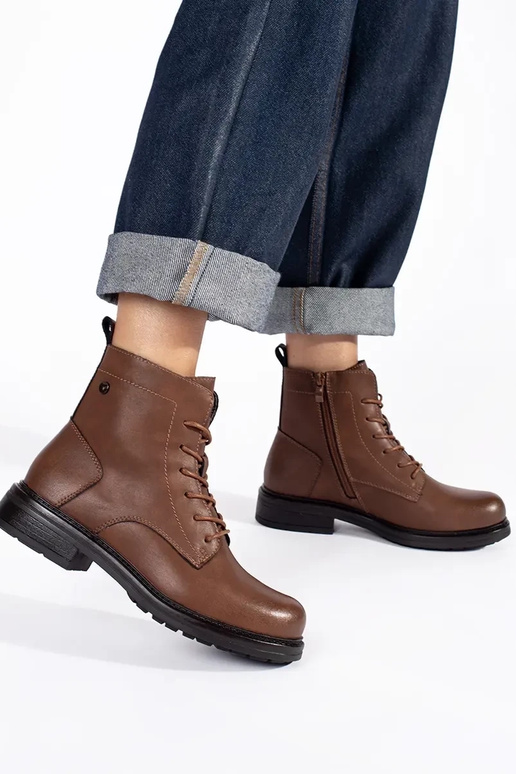 bruine damesschoenen met veters van...