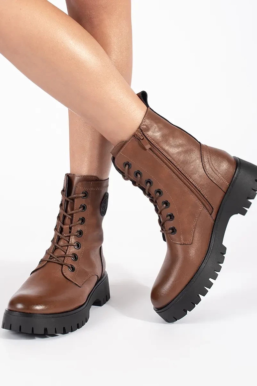 Bottes en cuir à lacets marron pour...