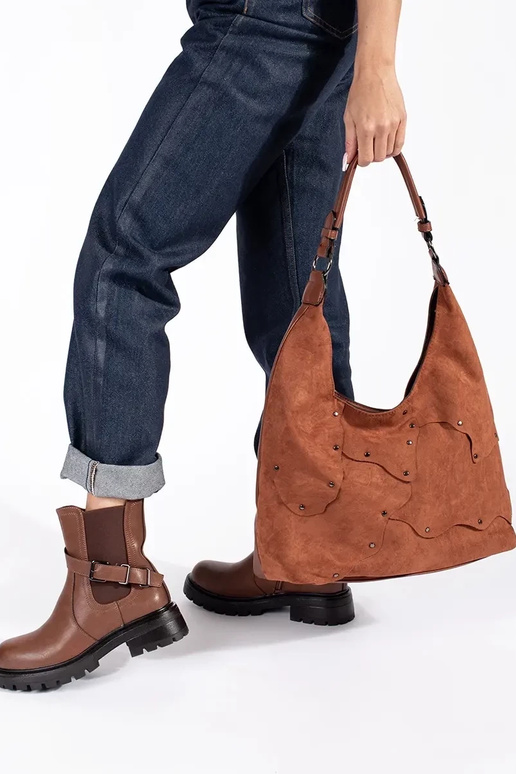 Chaussures femme en cuir marron à... Chaussures femme en cuir marron à...