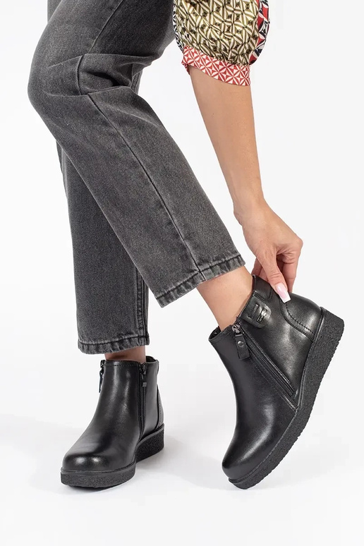 Schwarze bequeme Lederschuhe Sergio... Schwarze bequeme Lederschuhe Sergio...