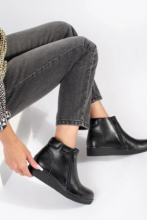 Chaussures confortables en cuir noir... Chaussures confortables en cuir noir...