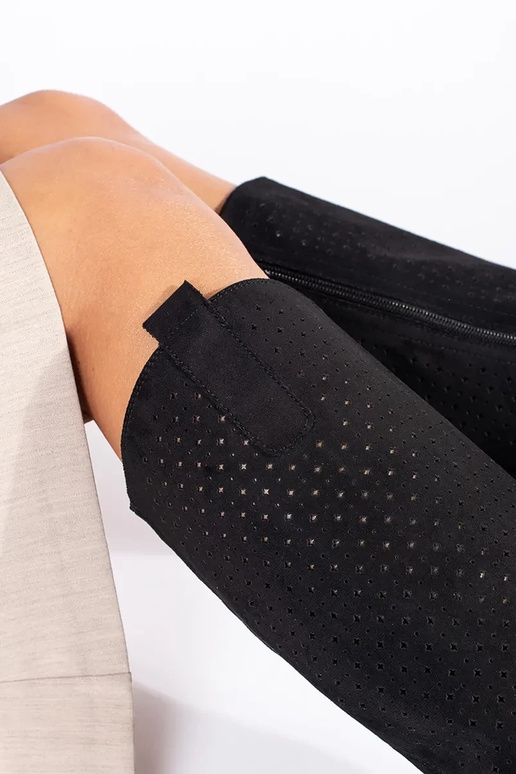 bottines en daim noir avec éléments...