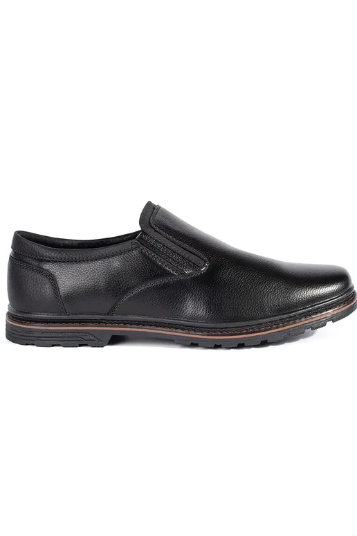 Chaussures noires pour hommes avec... Chaussures noires pour hommes avec...