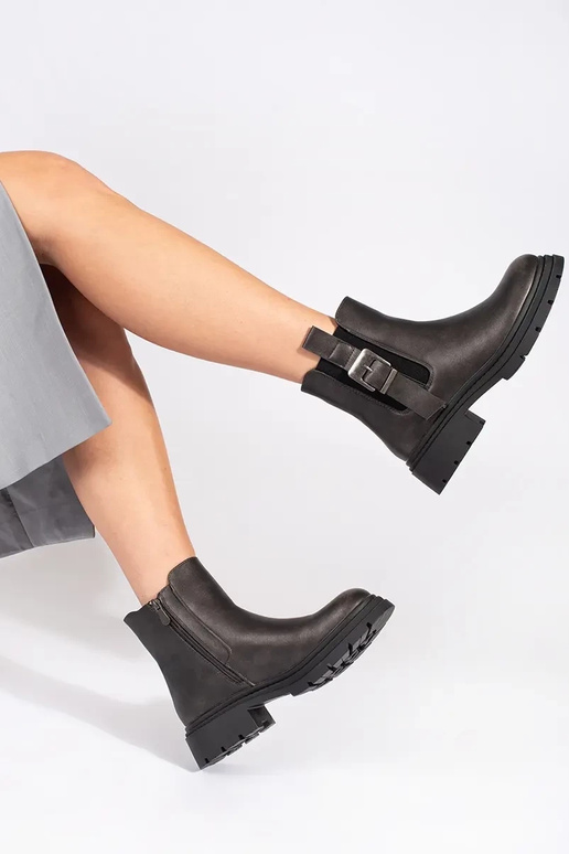 Donkerbruine schoenen met gespen