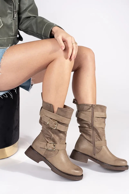 Chaussures à talons bas pour dames,... Chaussures à talons bas pour dames,...