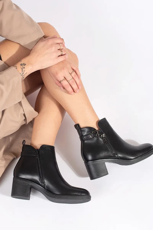 schZuarze Farbe Frauen Schuhe an der... schZuarze Farbe Frauen Schuhe an der...