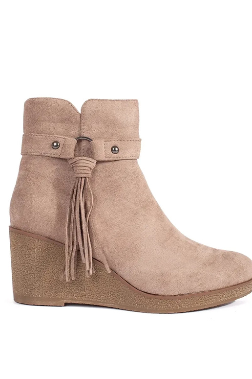 en daim beige Chaussures de femme sur...